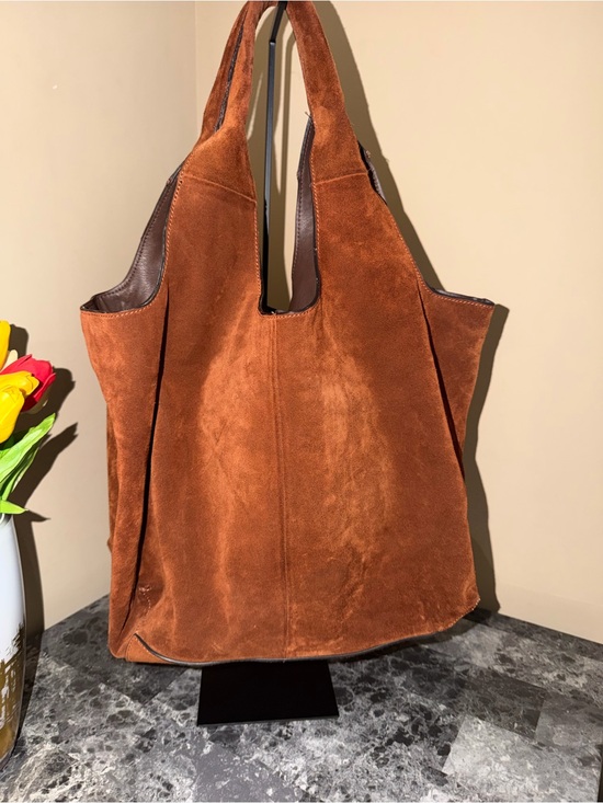 Banana Republic Handbags - Banana Republic Brown Saude Shoulder Bag